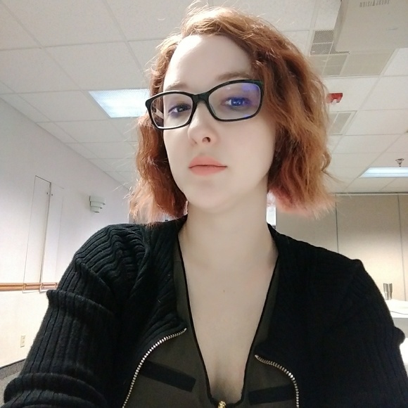 Meet your Posher, Megann - Picture 2 of 2